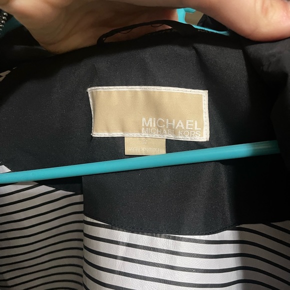 Michael Kors raincoat - Picture 4 of 4